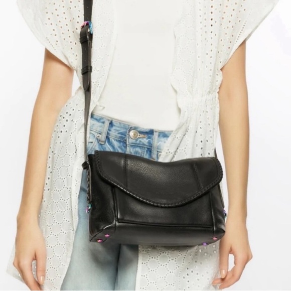 Aimee Kestenberg Pebble Leather Crossbody All For Love Cream Gold Purse - Picture 4 of 12